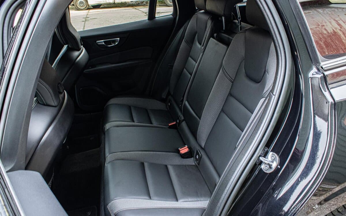 2023 Volvo V60 - 20