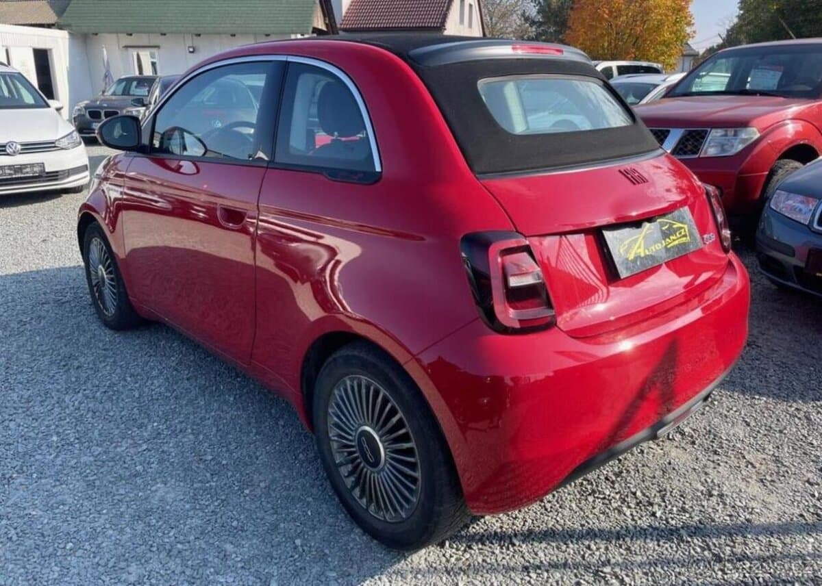 2022 Fiat 500e - 3