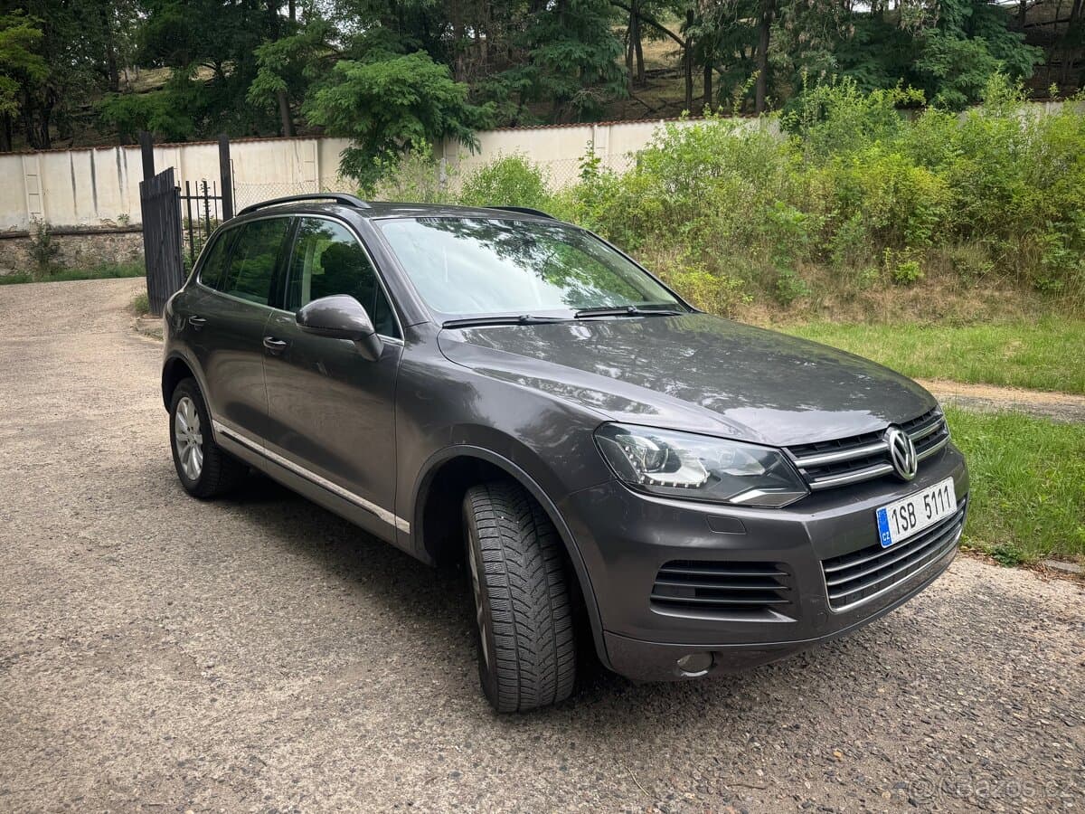 2010 Volkswagen TOUAREG - 3