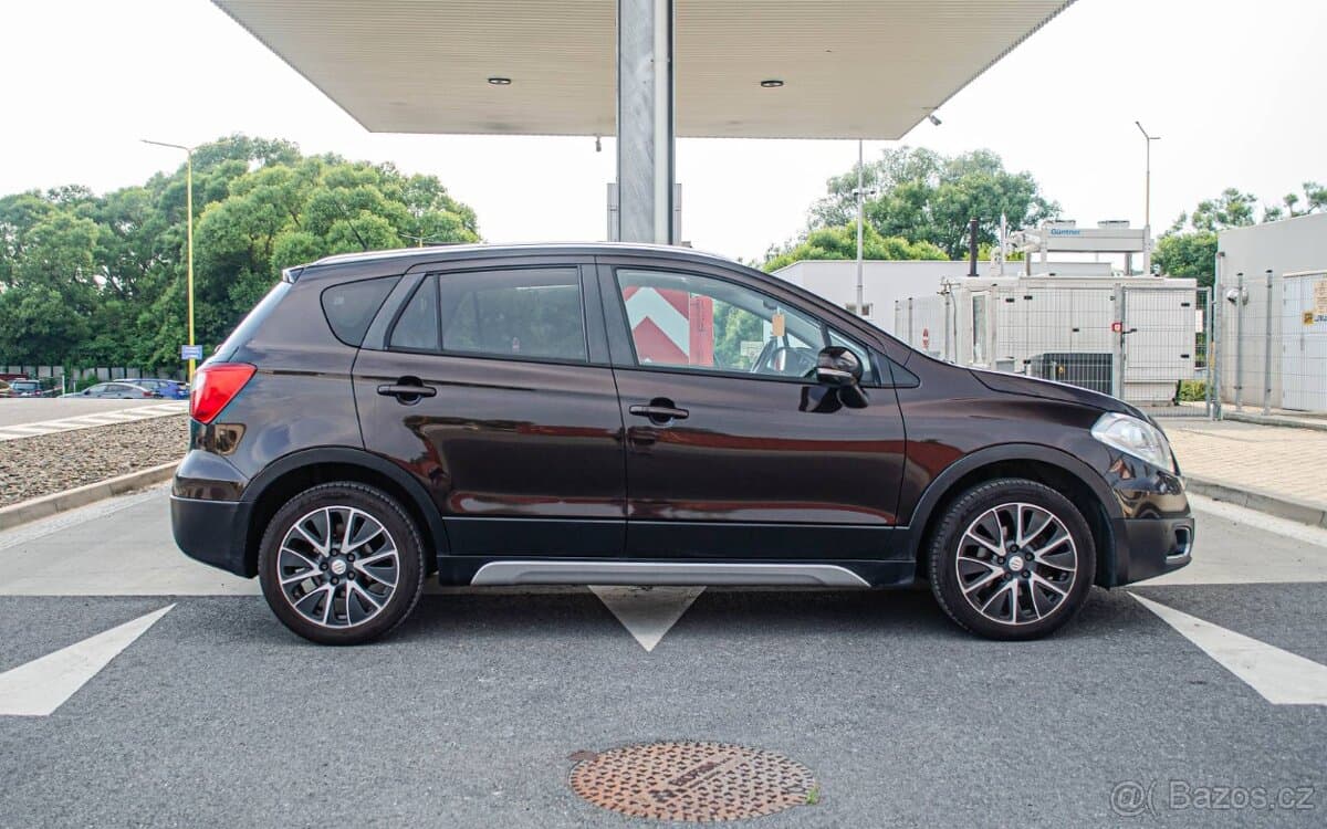 2013 Suzuki S-CROSS - 3