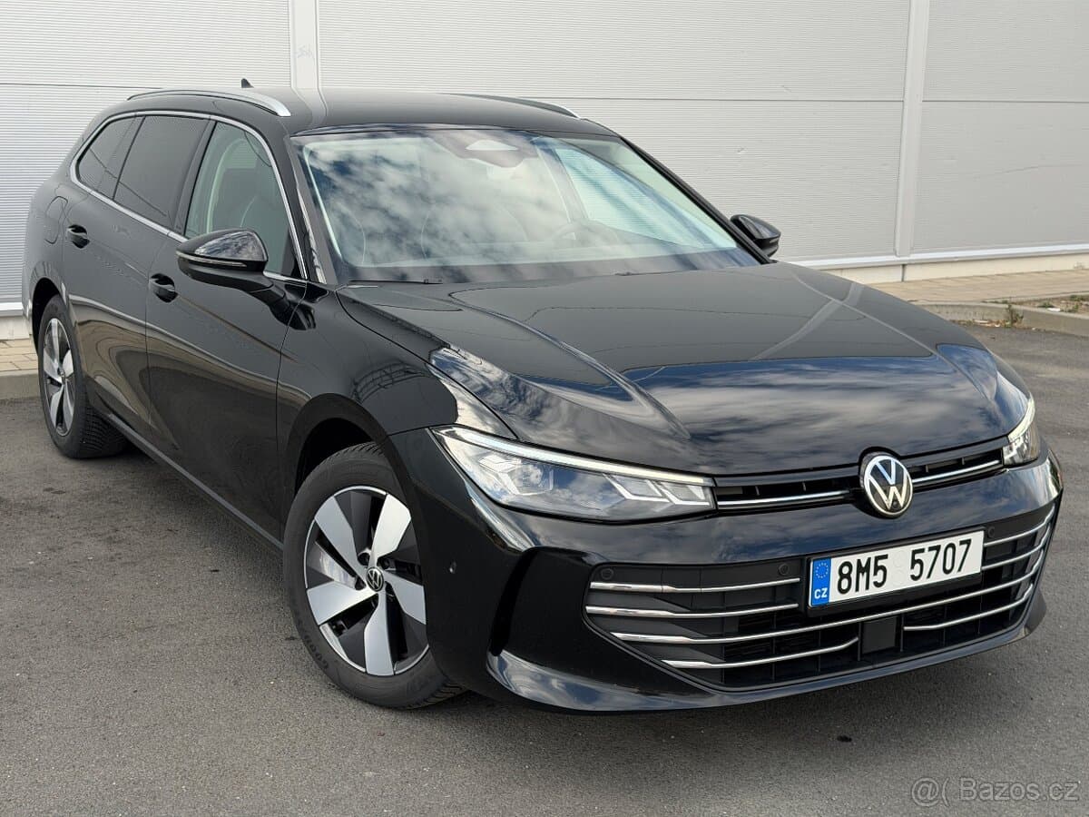 2024 Volkswagen PASSAT - 3