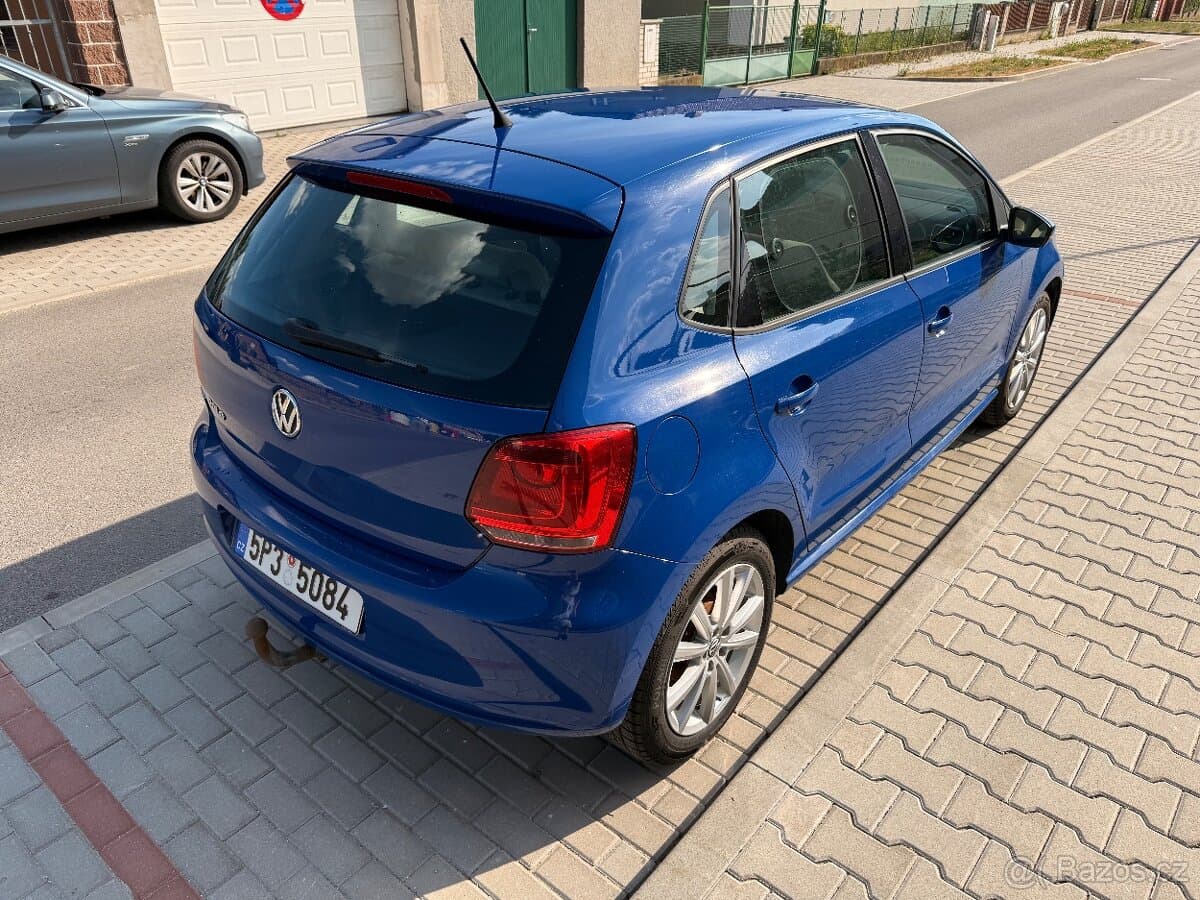 2011 Volkswagen POLO - 3