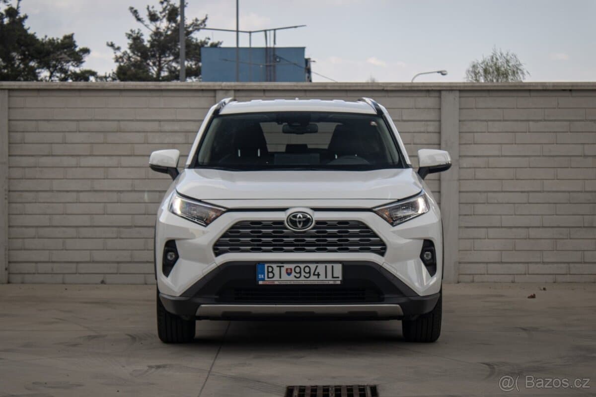 2023 Toyota RAV4 - 3