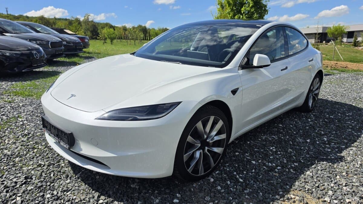 2023 Tesla MODEL 3 - 3