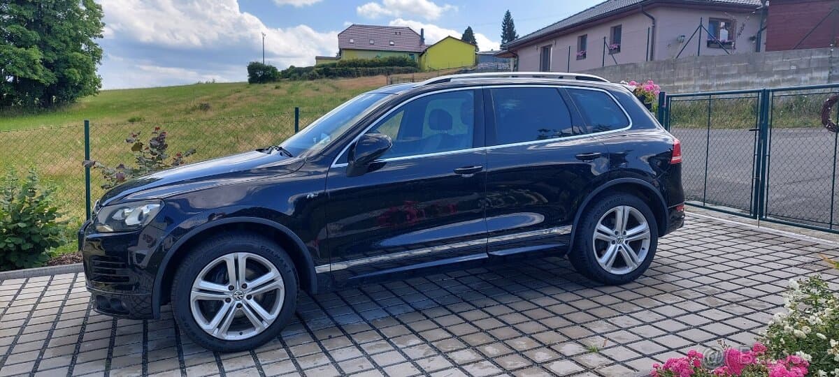 2012 Volkswagen TOUAREG - 3