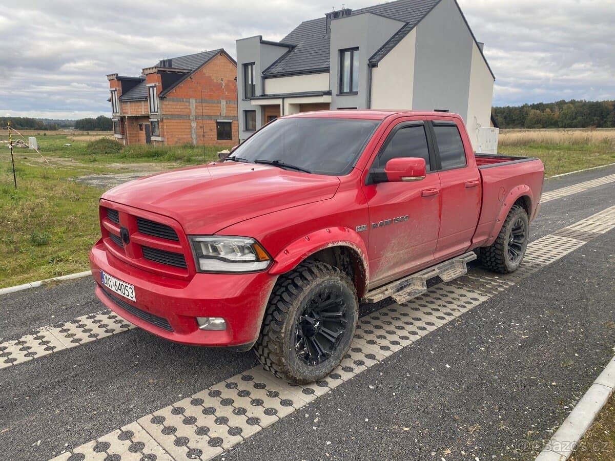2011 Dodge RAM - 3