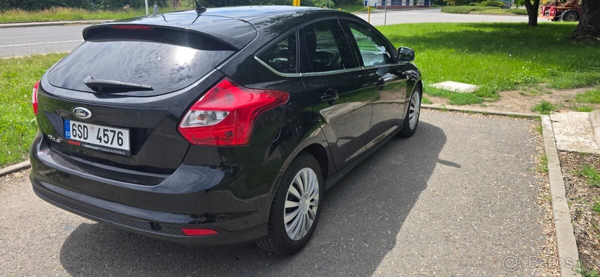 2011 Ford FOCUS - 3