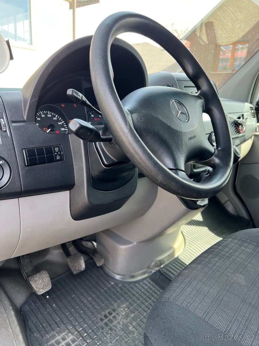 Mercedes-Benz SPRINTER - 3