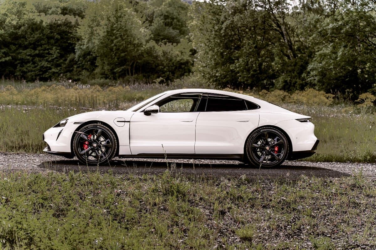 2023 Porsche TAYCAN - 3