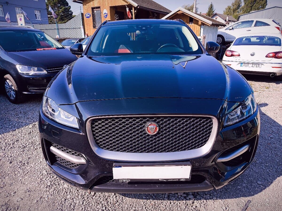 2016 Jaguar F-PACE - 3