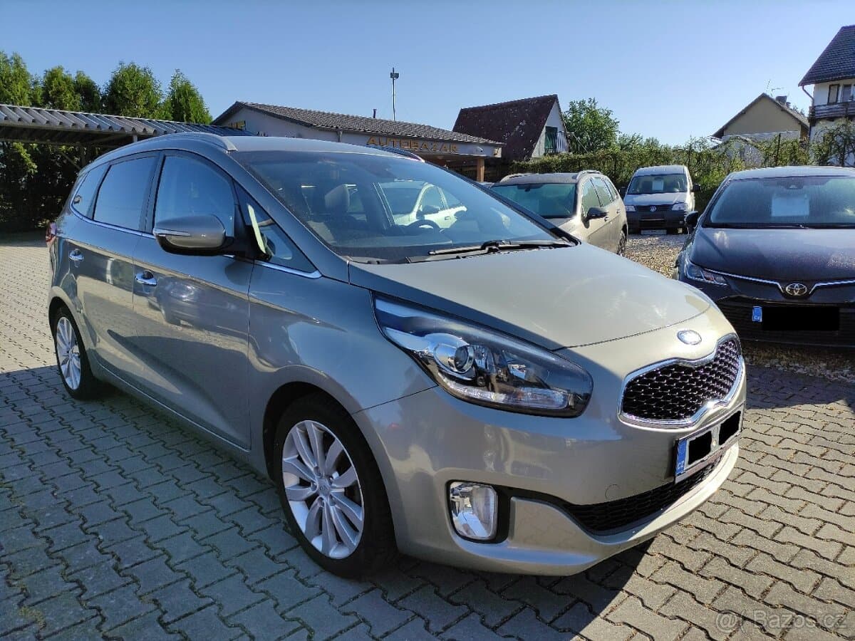 2013 Kia CARENS - 3