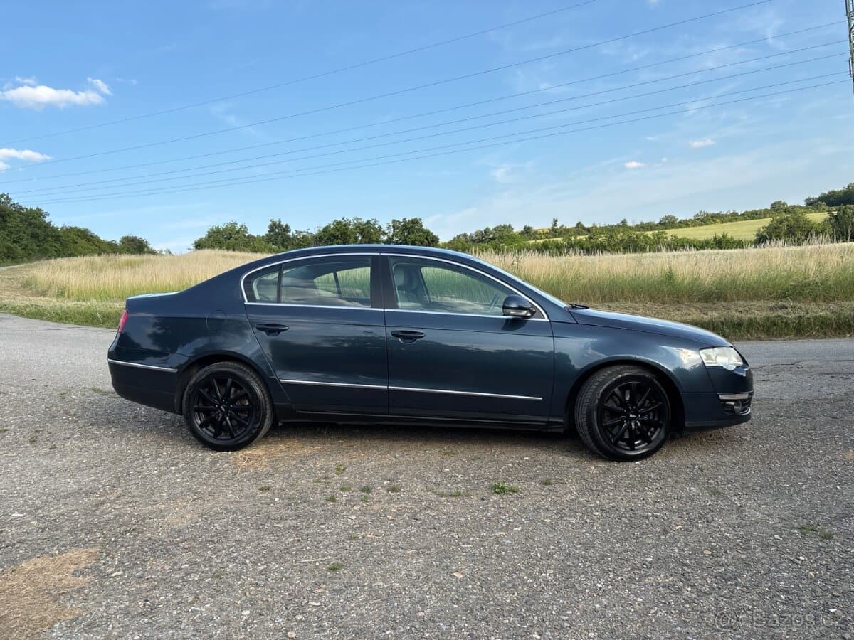 Volkswagen PASSAT - 3