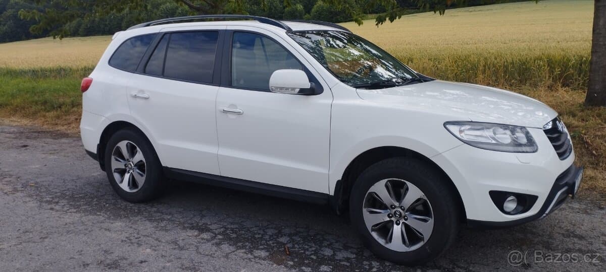 2013 Hyundai SANTA FE - 3