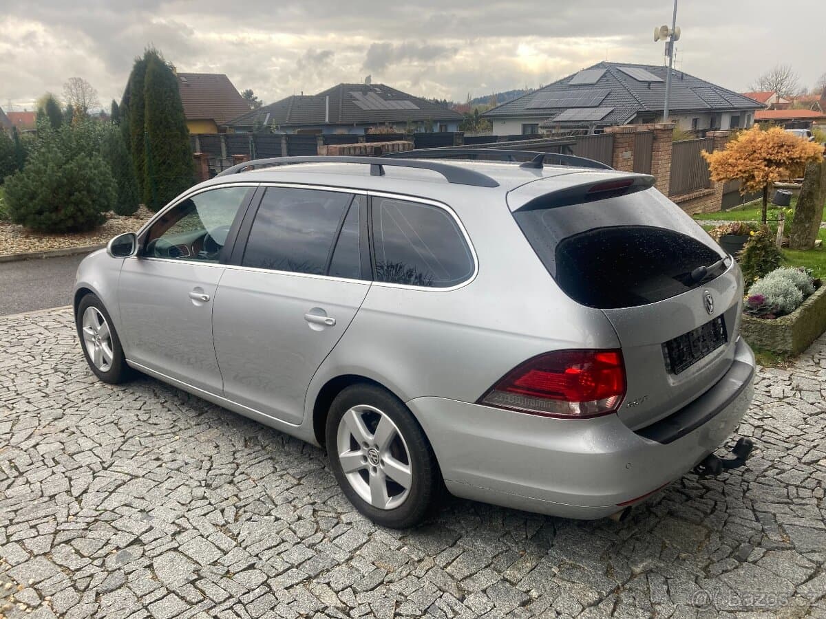 2010 Volkswagen GOLF - 3