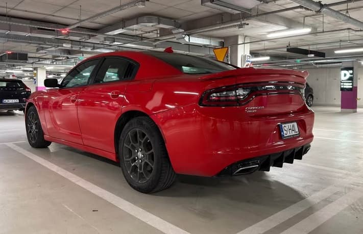 2017 Dodge CHARGER - 3