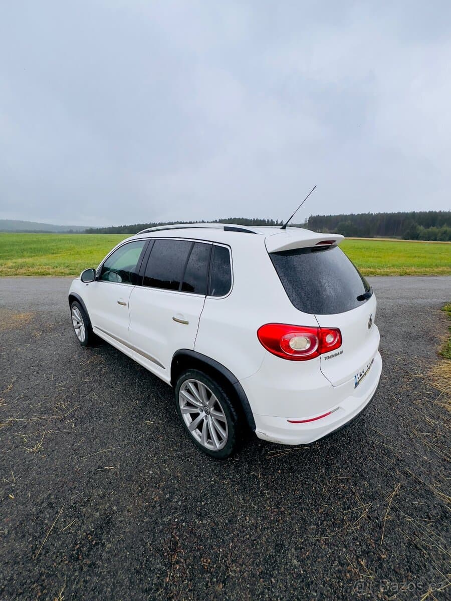 2010 Volkswagen TIGUAN - 3