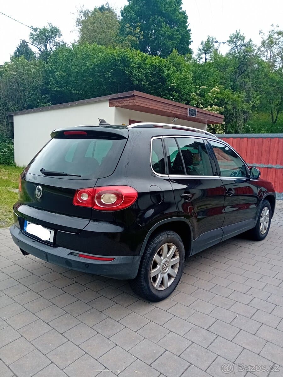 2010 Volkswagen TIGUAN - 3