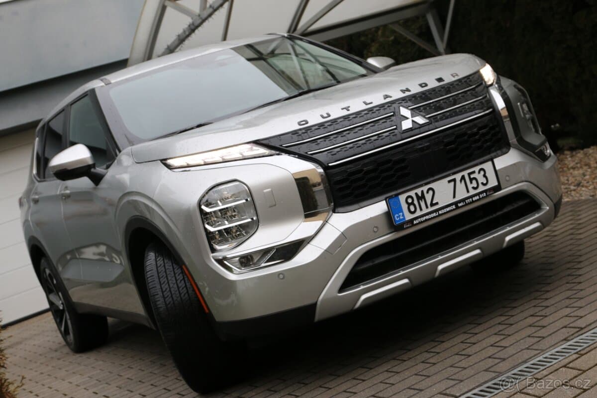 2021 Mitsubishi OUTLANDER - 3