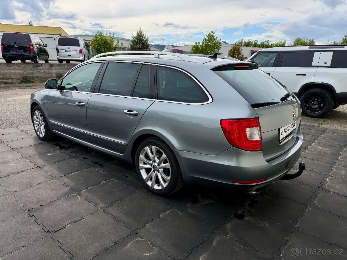 2010 Škoda SUPERB - 3