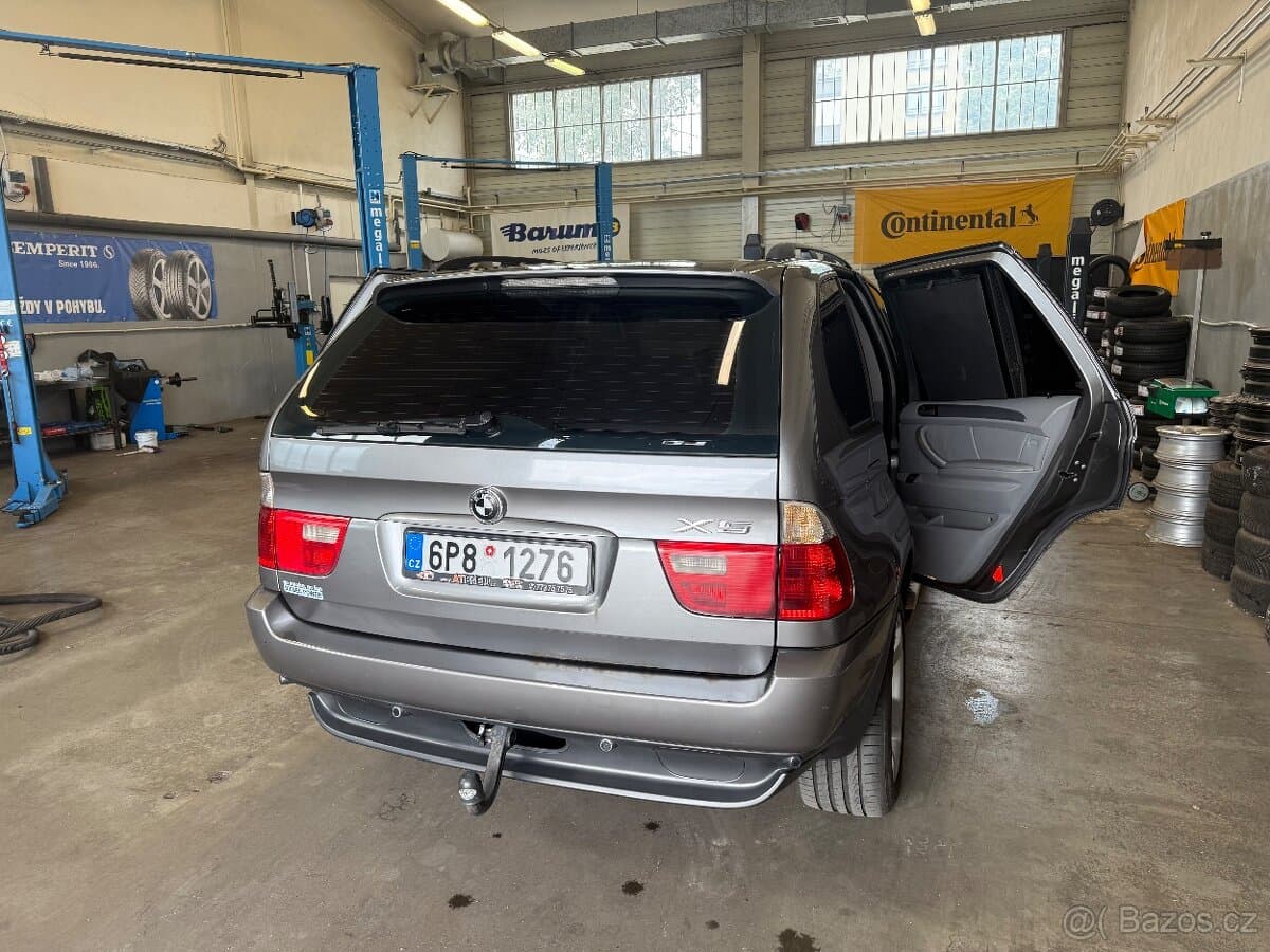 2004 BMW X5 - 3