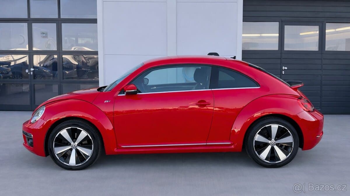 2015 Volkswagen BEETLE - 3