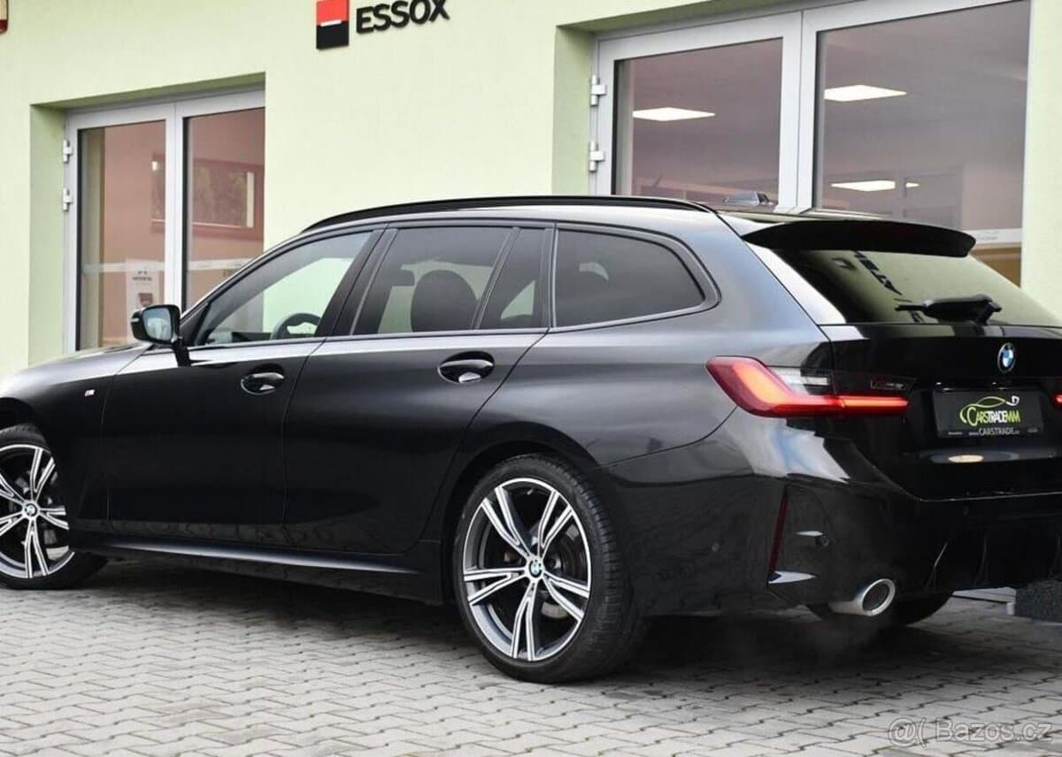 2023 BMW 3-SERIES - 3