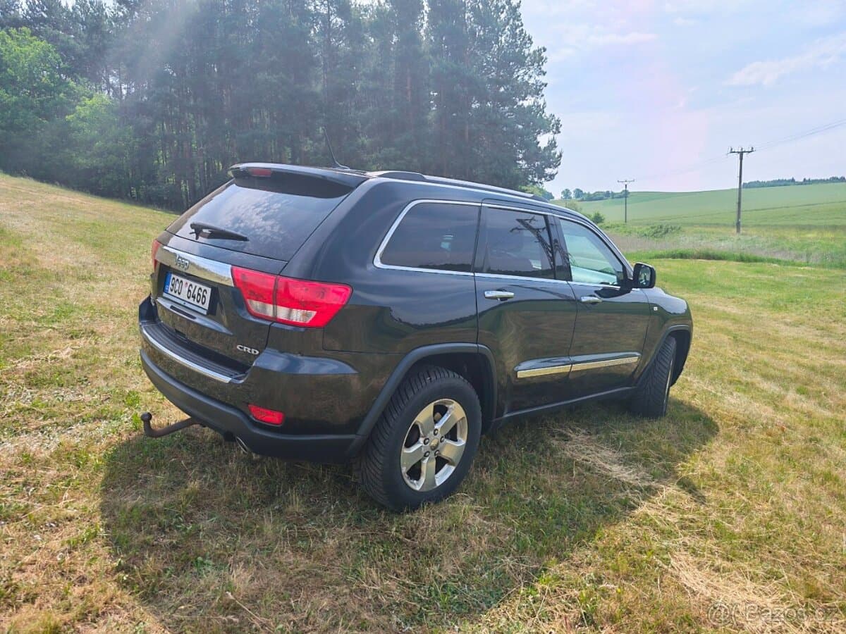 2013 Jeep CHEROKEE - 3