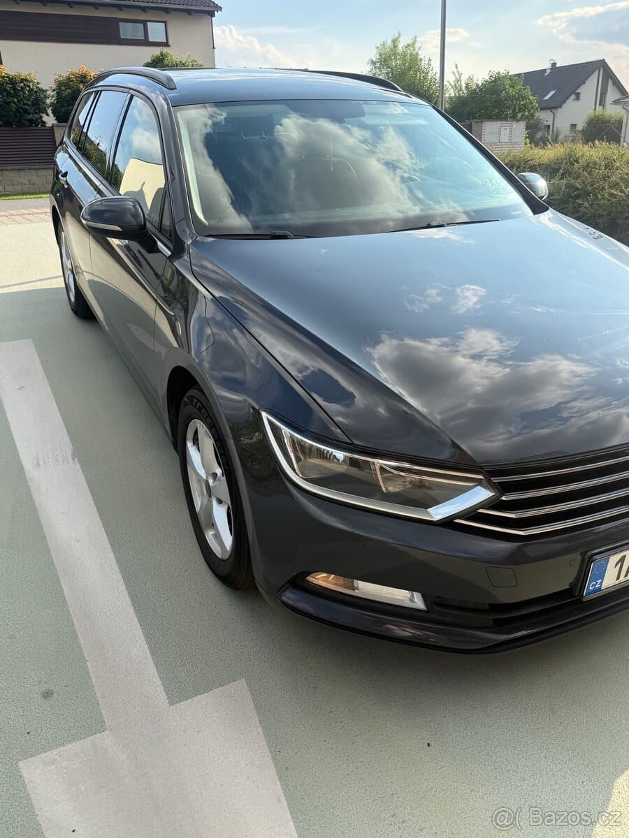 2015 Volkswagen PASSAT - 3