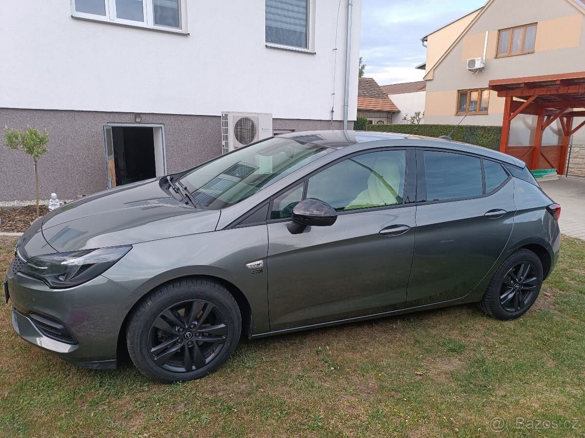 2020 Opel ASTRA - 3