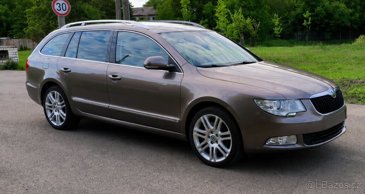2010 Škoda SUPERB - 3
