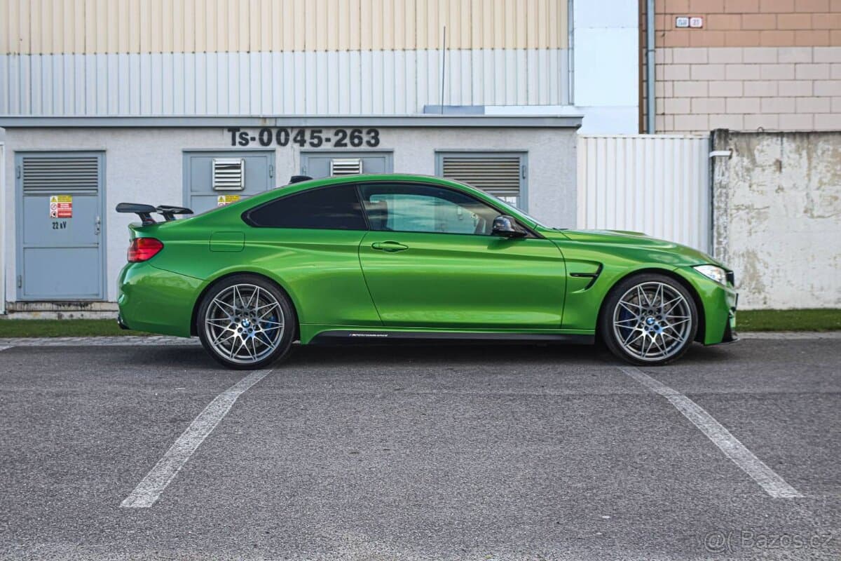2017 BMW M4 - 3