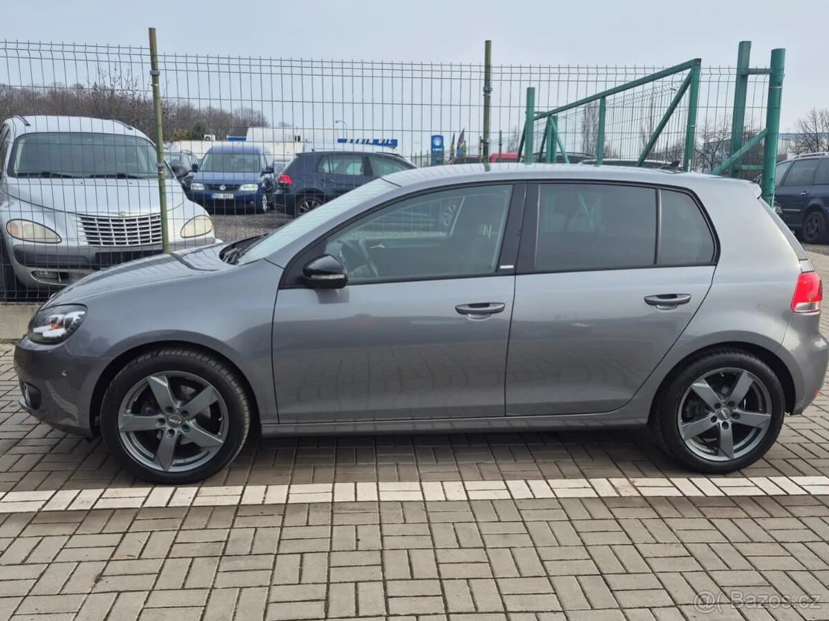 2011 Volkswagen GOLF - 3
