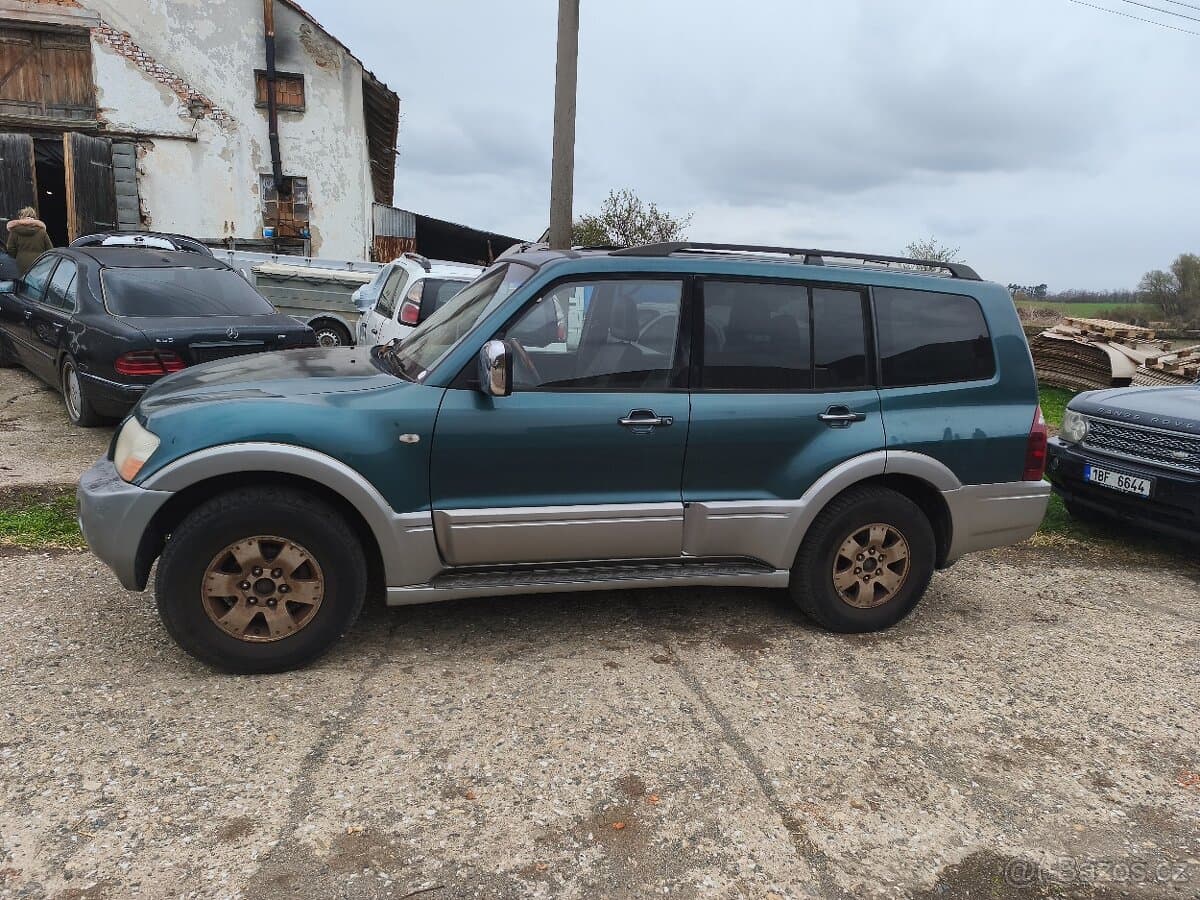 2003 Mitsubishi PAJERO - 3