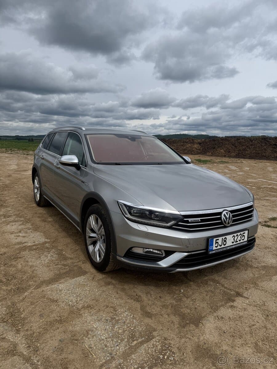 Volkswagen PASSAT - 3