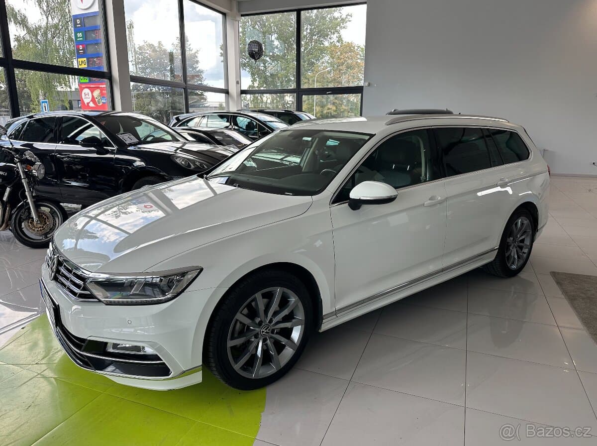2018 Volkswagen PASSAT - 3