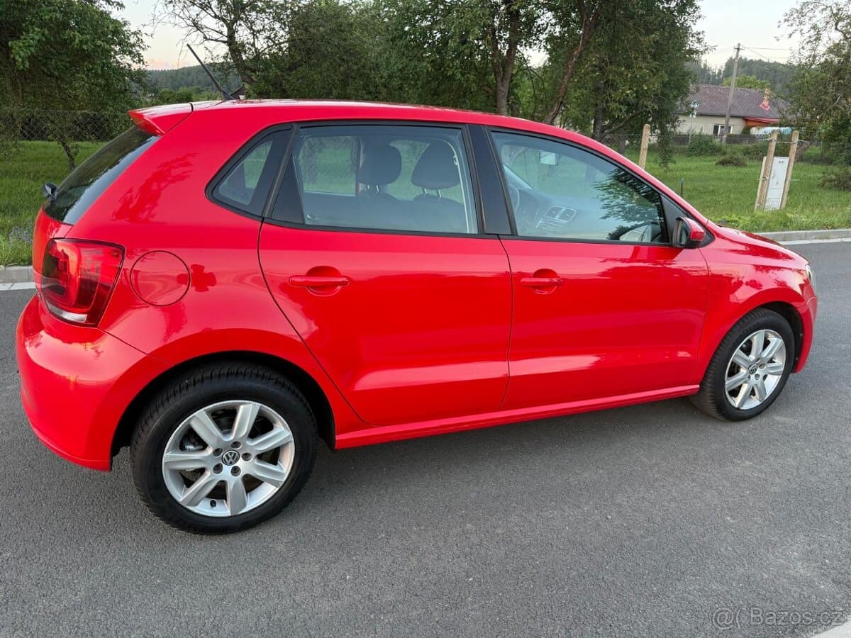 2014 Volkswagen POLO - 3