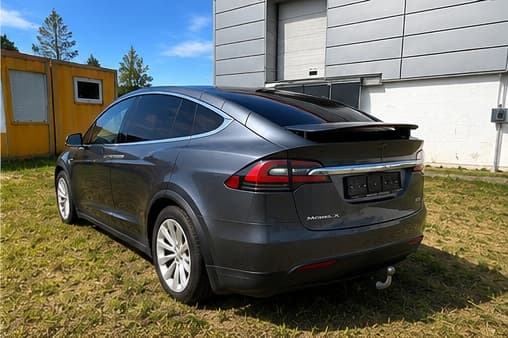 2017 Tesla MODEL X - 3