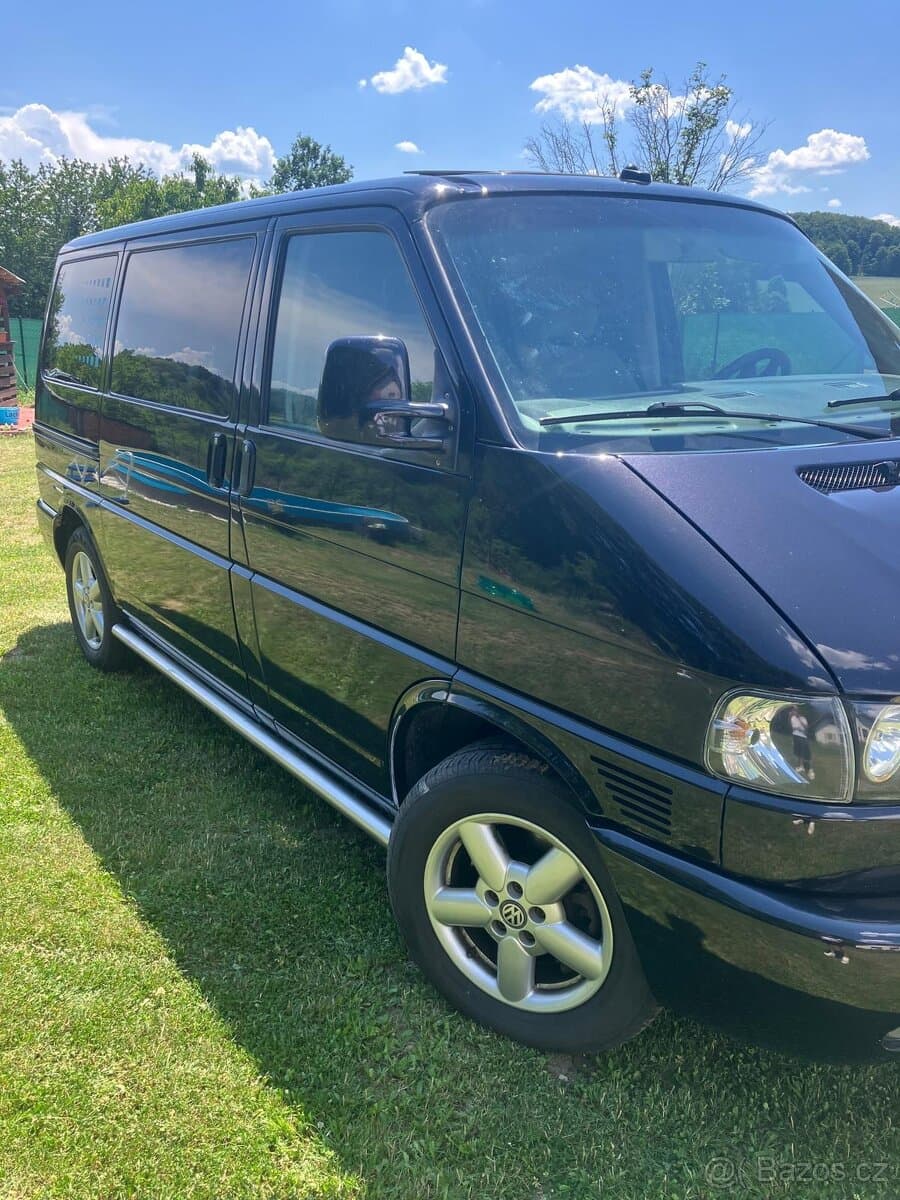 2002 Volkswagen MULTIVAN - 3