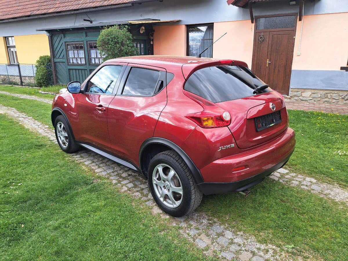 2010 Nissan JUKE - 3
