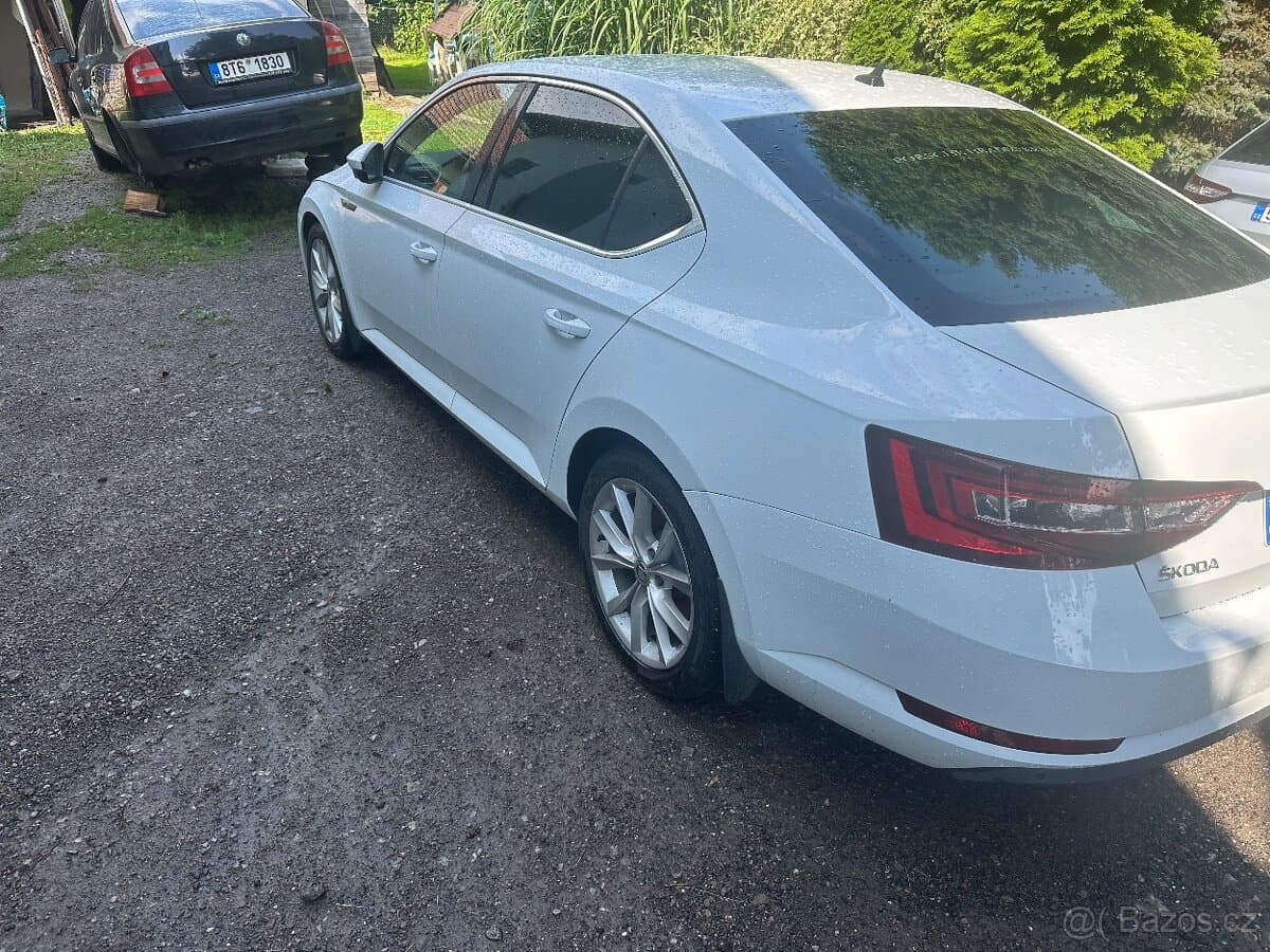 Škoda SUPERB - 3