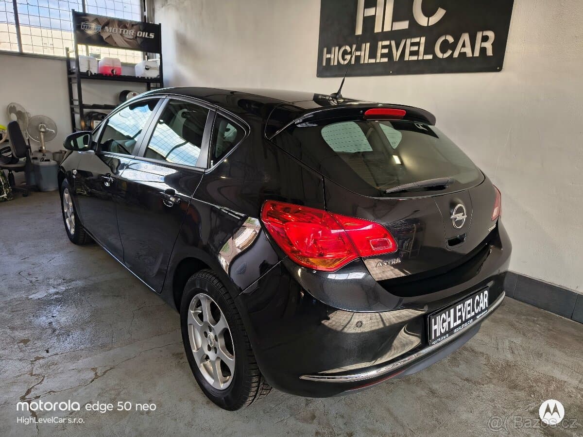 2013 Opel ASTRA - 3
