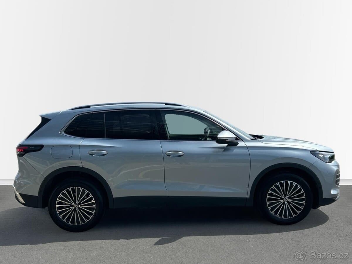 Volkswagen TIGUAN - 3