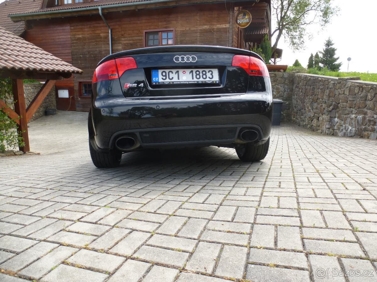 Audi RS4 - 3