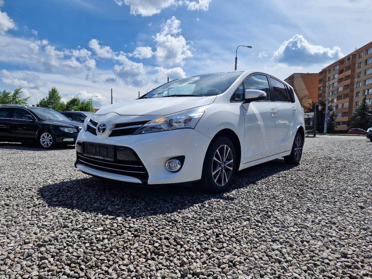 2015 Toyota VERSO - 3