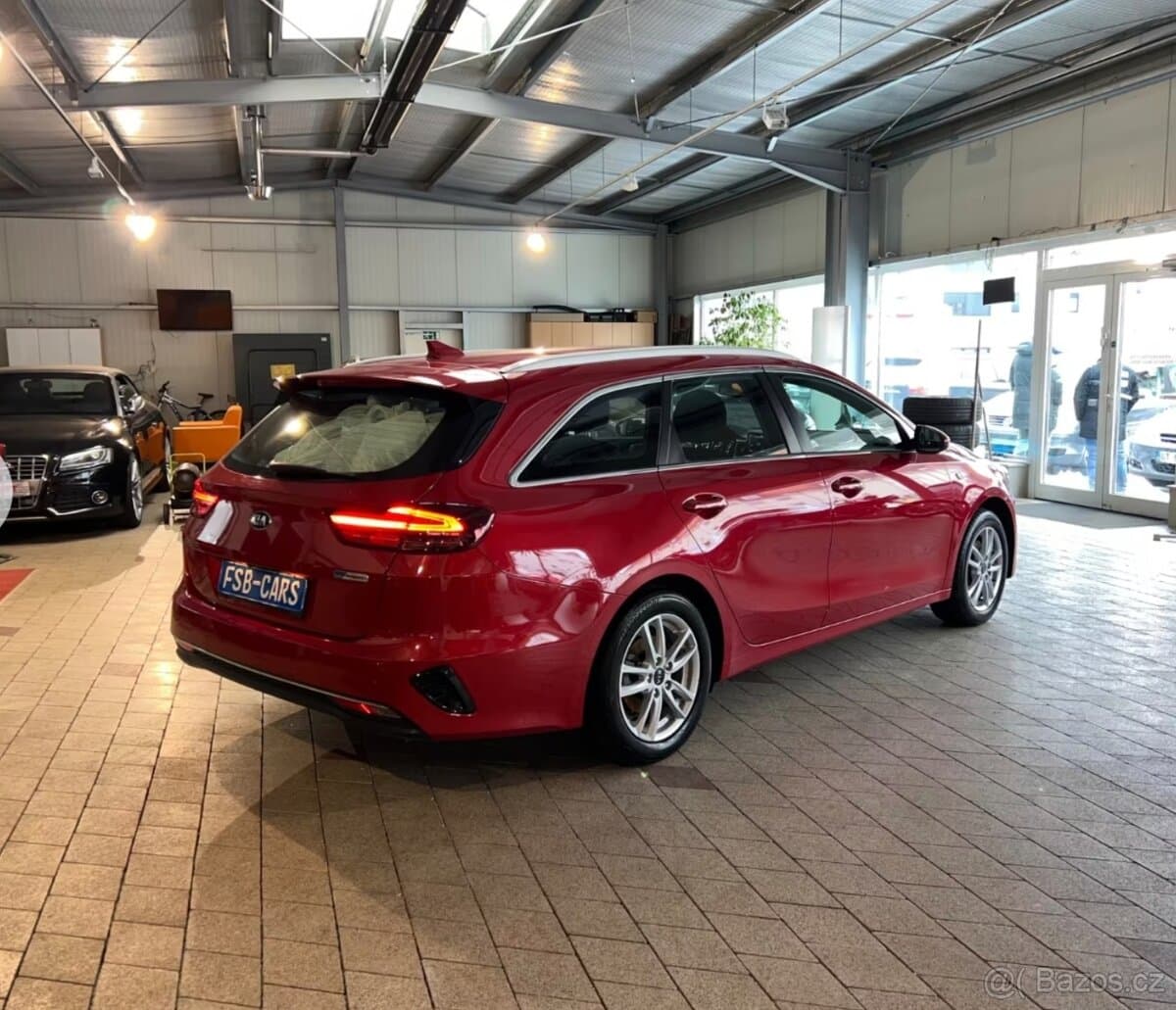 2021 Kia PROCEED - 3