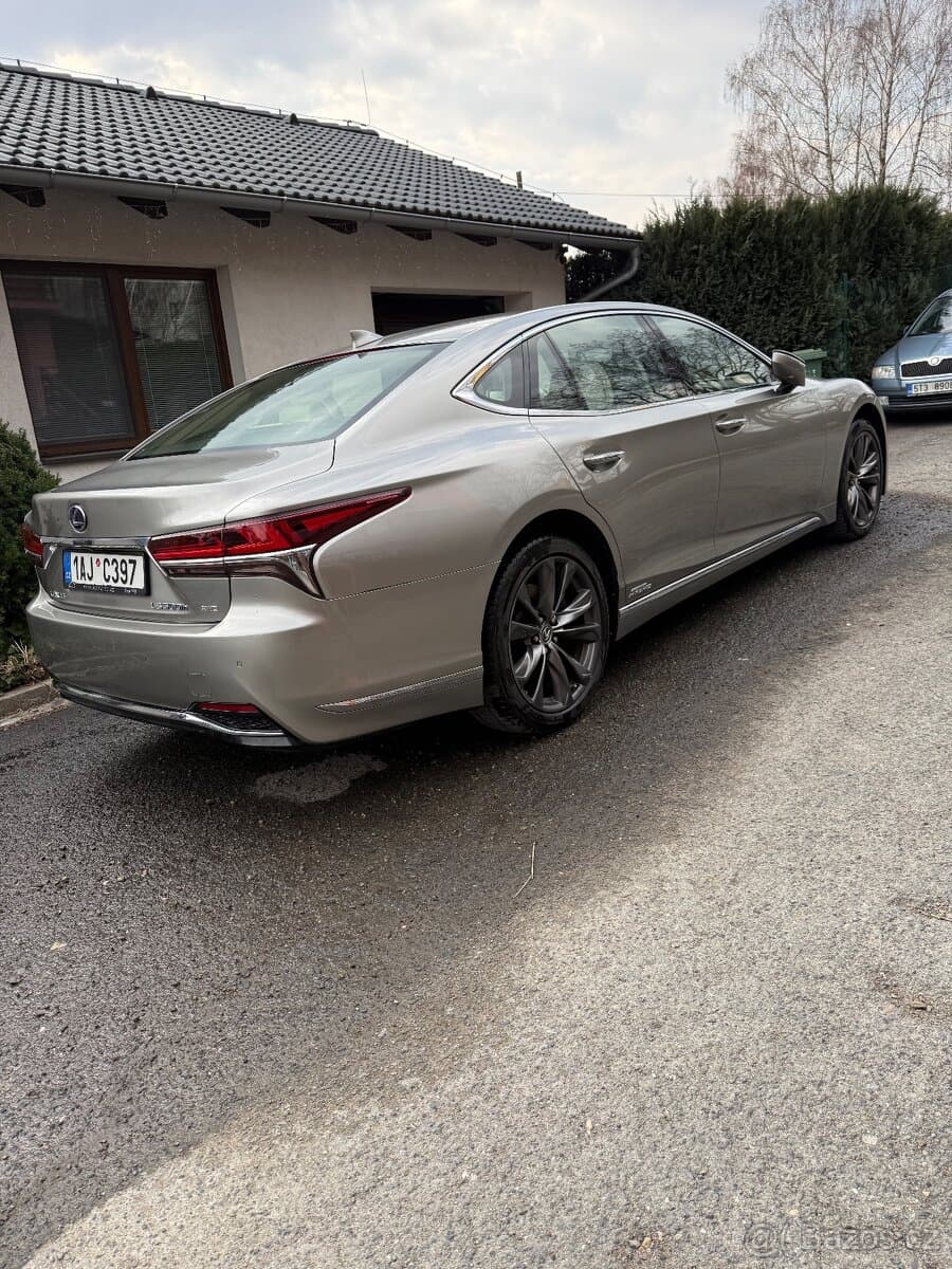 2019 Lexus LS - 3