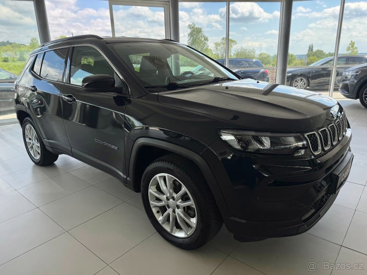 2021 Jeep COMPASS - 3