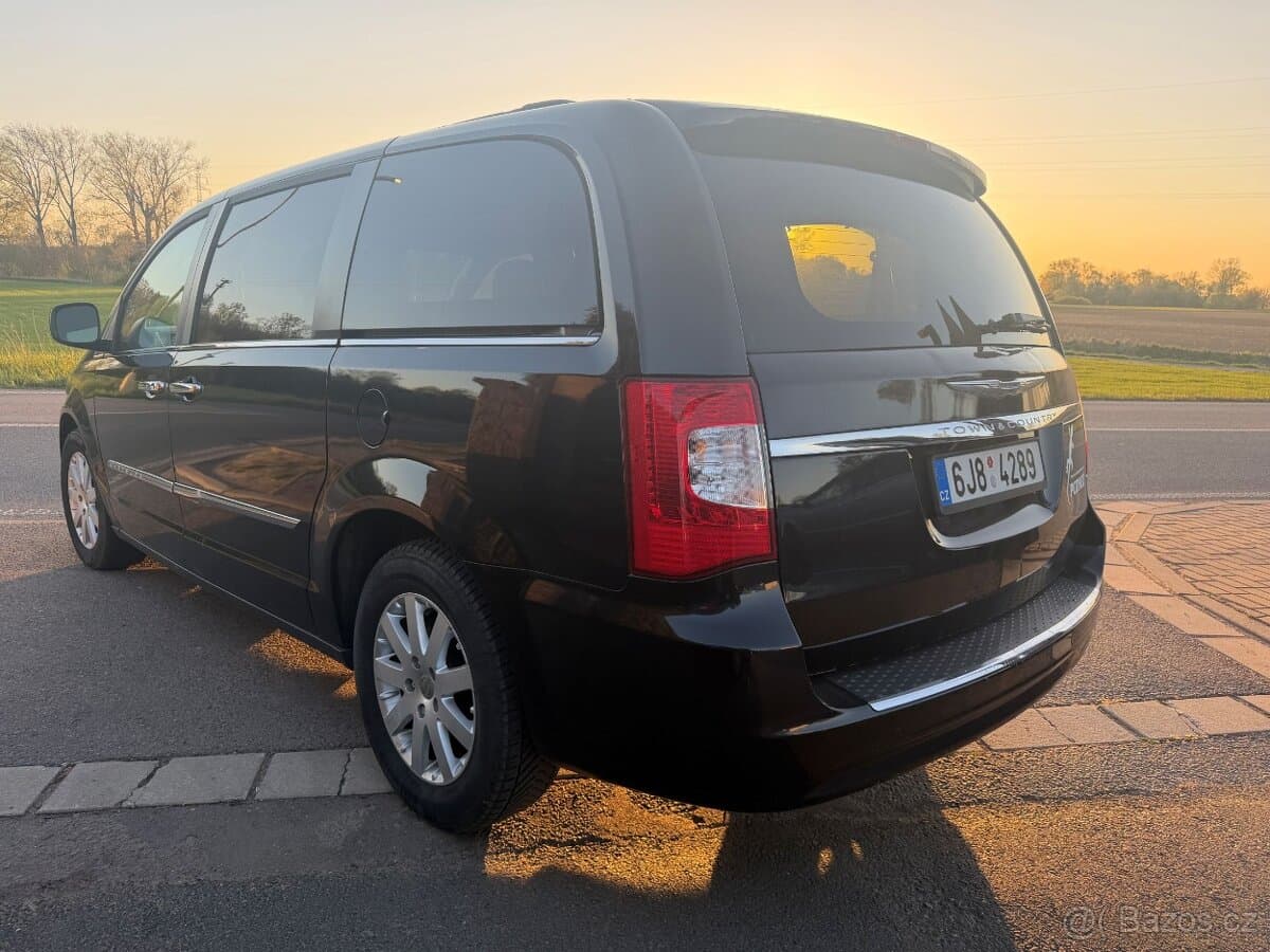 2016 Chrysler OSTATNÍ - 3