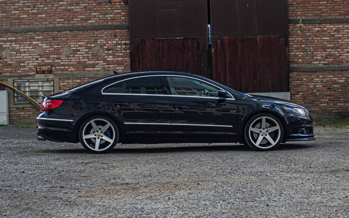 2010 Volkswagen PASSAT CC - 3