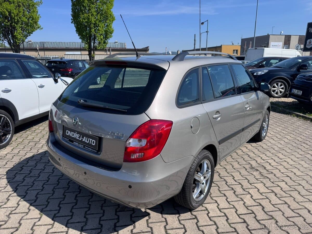 2010 Škoda FABIA - 3